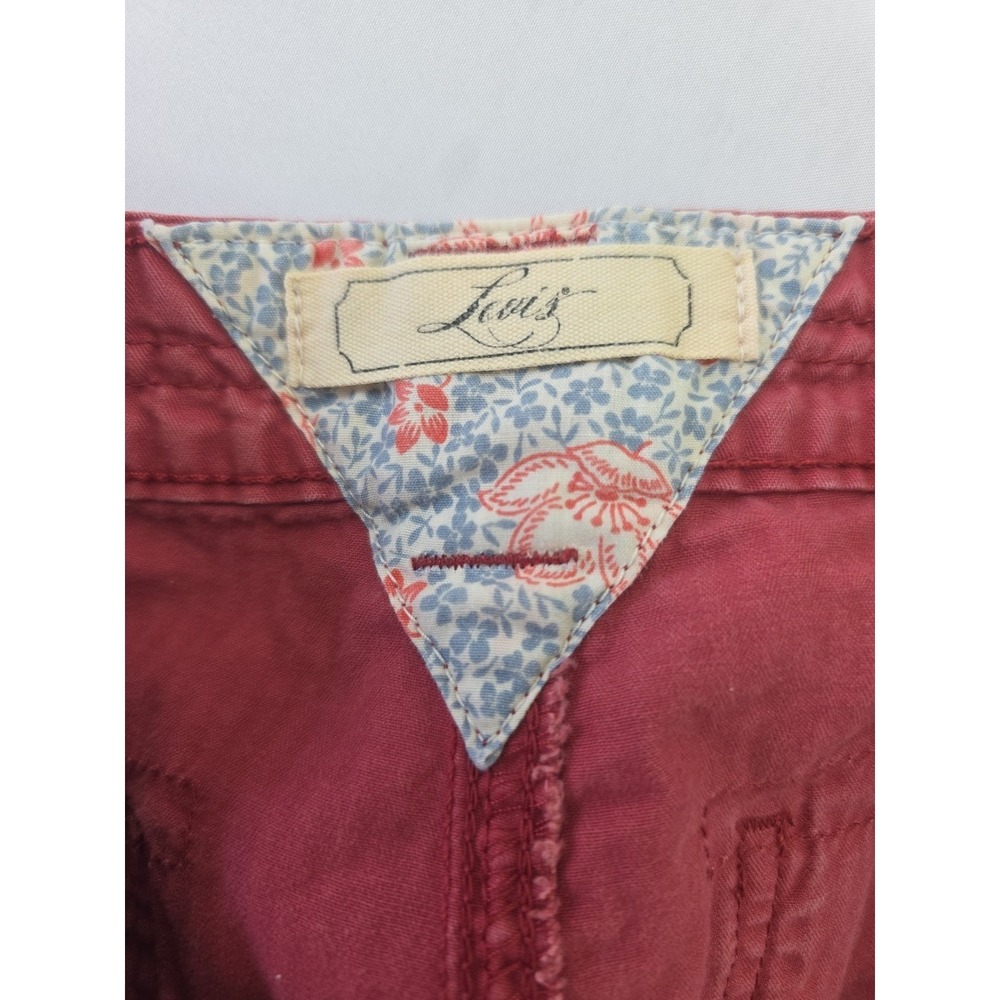 Women's Levi's Shorts Washed Red Twill Bermuda Size 6 - W- 31 Festival Cowgirl - Picture 8 of 15